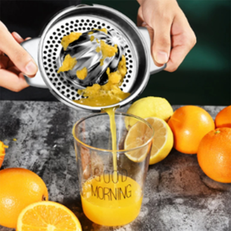 عصارة فواكه يدوية محمولة باللي - مراجعة Kitchen Gadgets Blender وسعره
